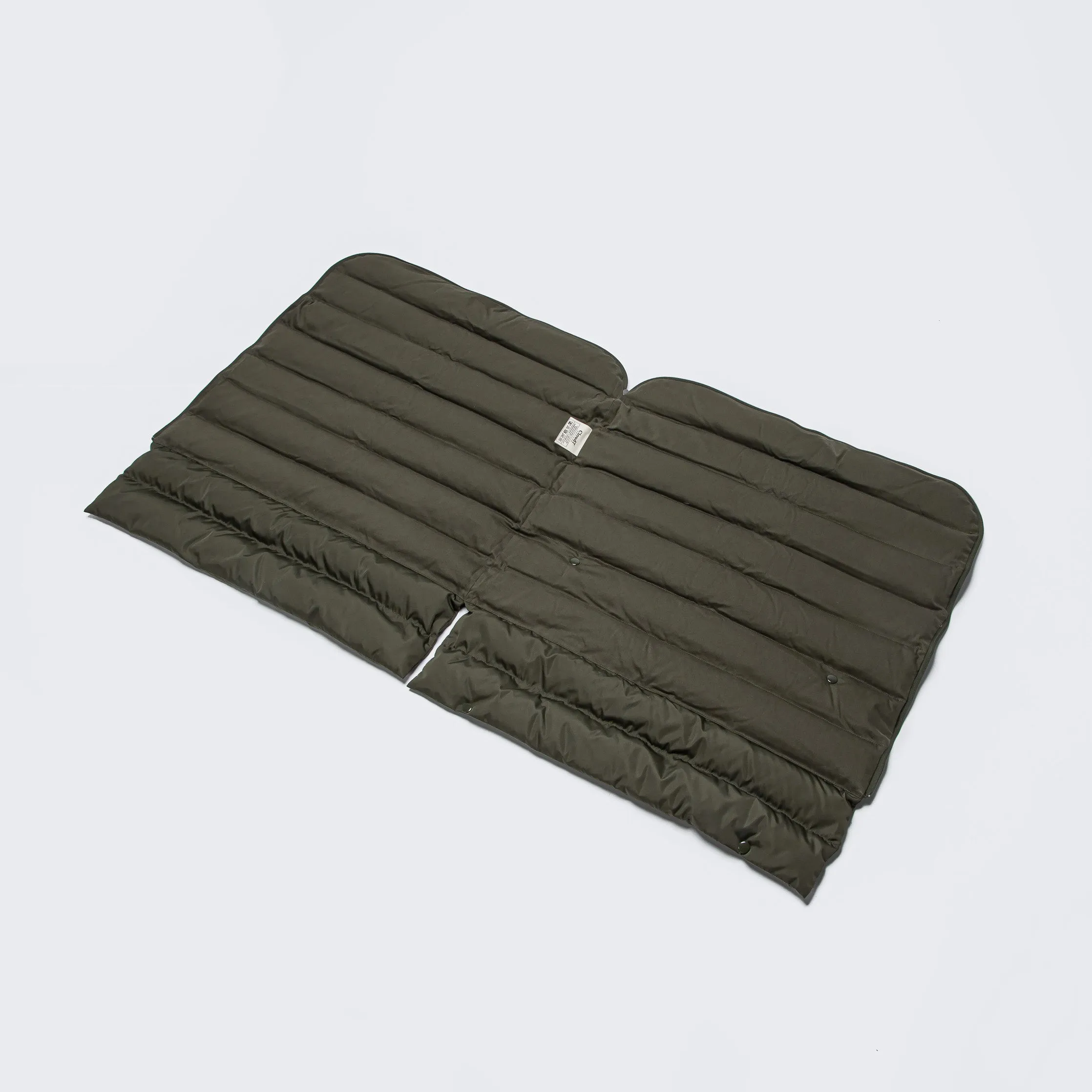 Dog Sleeping Bag Vancouver Olive from Cloud 7