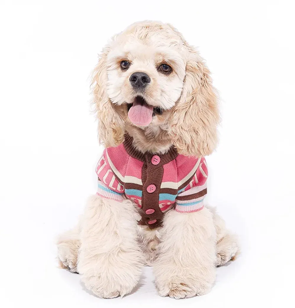 Pet Sweater: Cozy Clothes for Dogs and Cats in Autumn and Winter