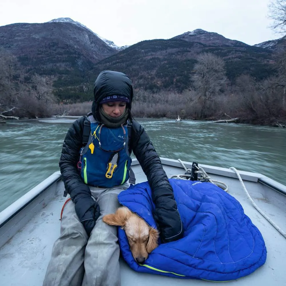 Ruffwear Highlands Lightweight Sleeping Bag Dog Bed