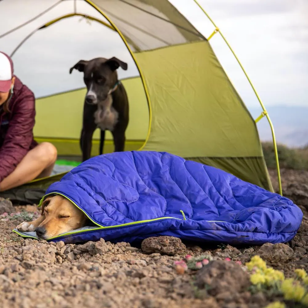 Ruffwear Highlands Lightweight Sleeping Bag Dog Bed